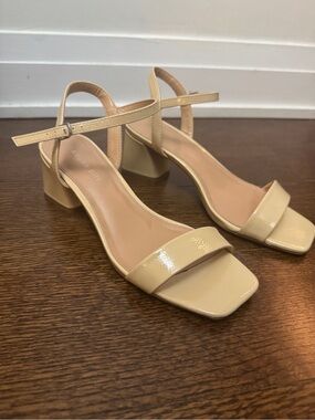 Madden Girl Patent Nude Block Heel Sandals size 8.5